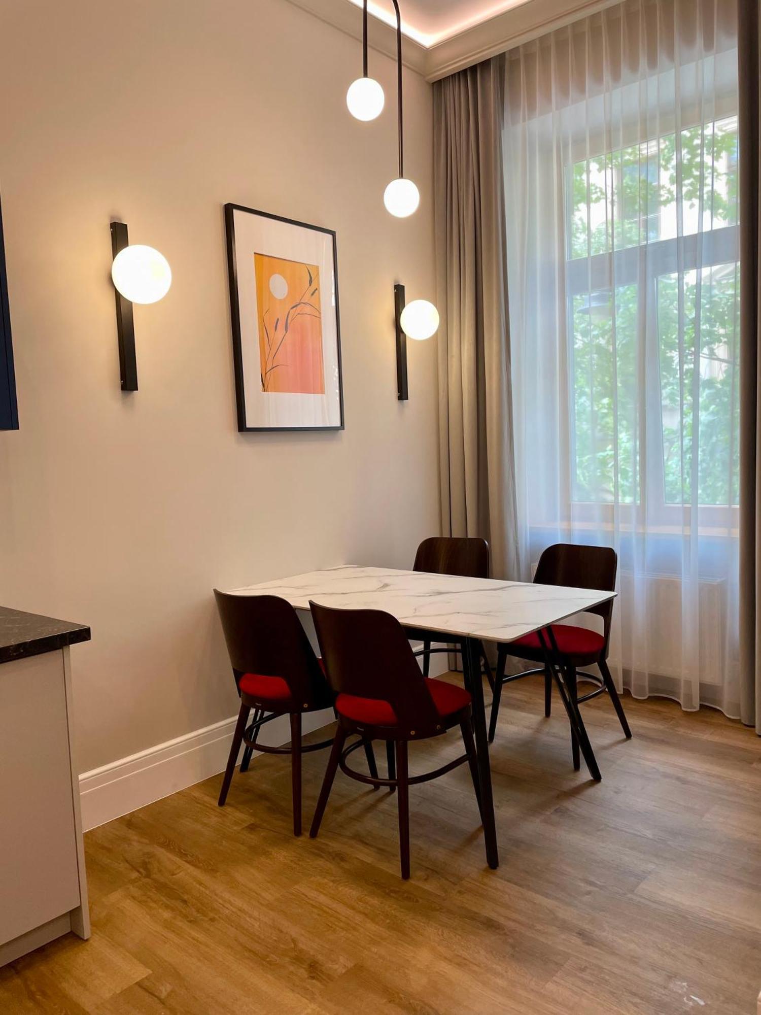 Golden Queen Apartments City Center クラクフ エクステリア 写真