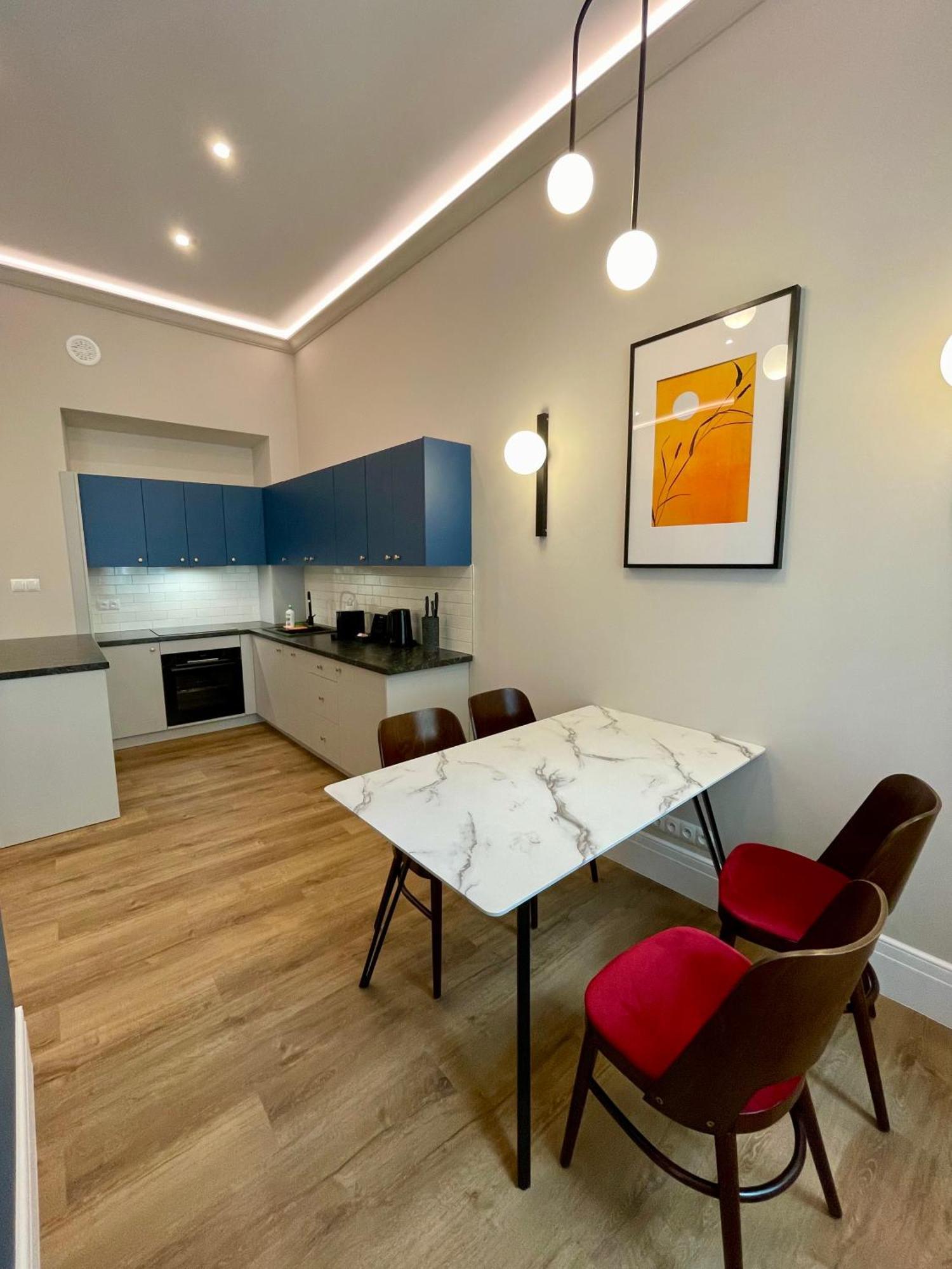 Golden Queen Apartments City Center クラクフ エクステリア 写真